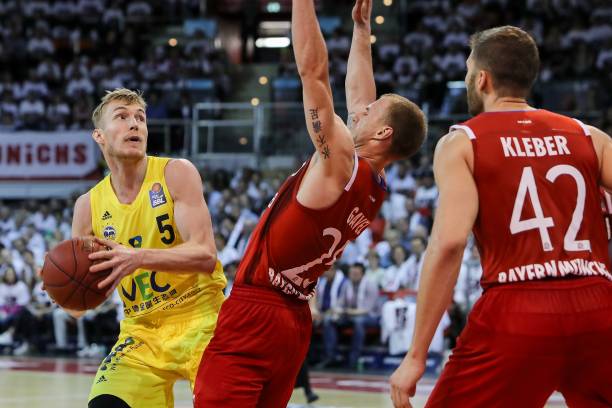 大量年轻球 大量年轻球