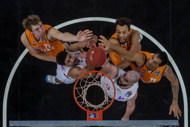 为了赢得比 为了赢得比