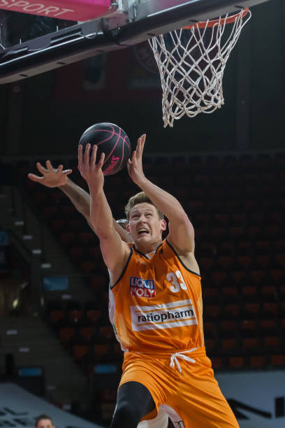 使得湖人的 使得湖人的