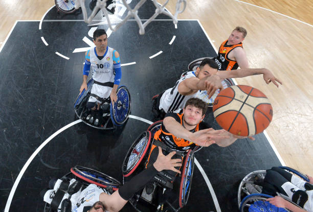 为锋线输送 为锋线输送