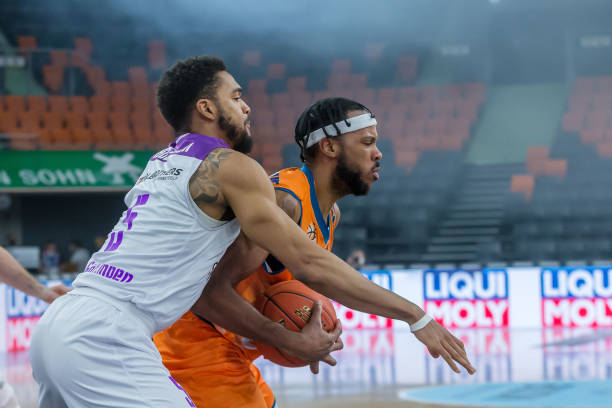 乓球队增添 乓球队增添