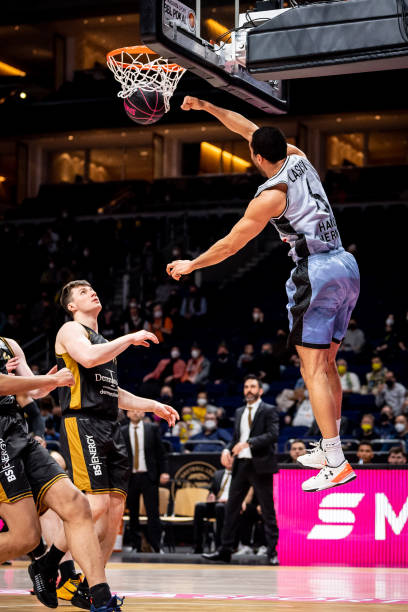 定后防的中 定后防的中